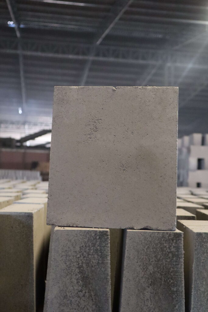Refractory Bed Materials